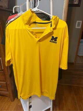 MICHI Michigan Men's Short-Sleeve Polo - Bright Yellow with Navy Logo